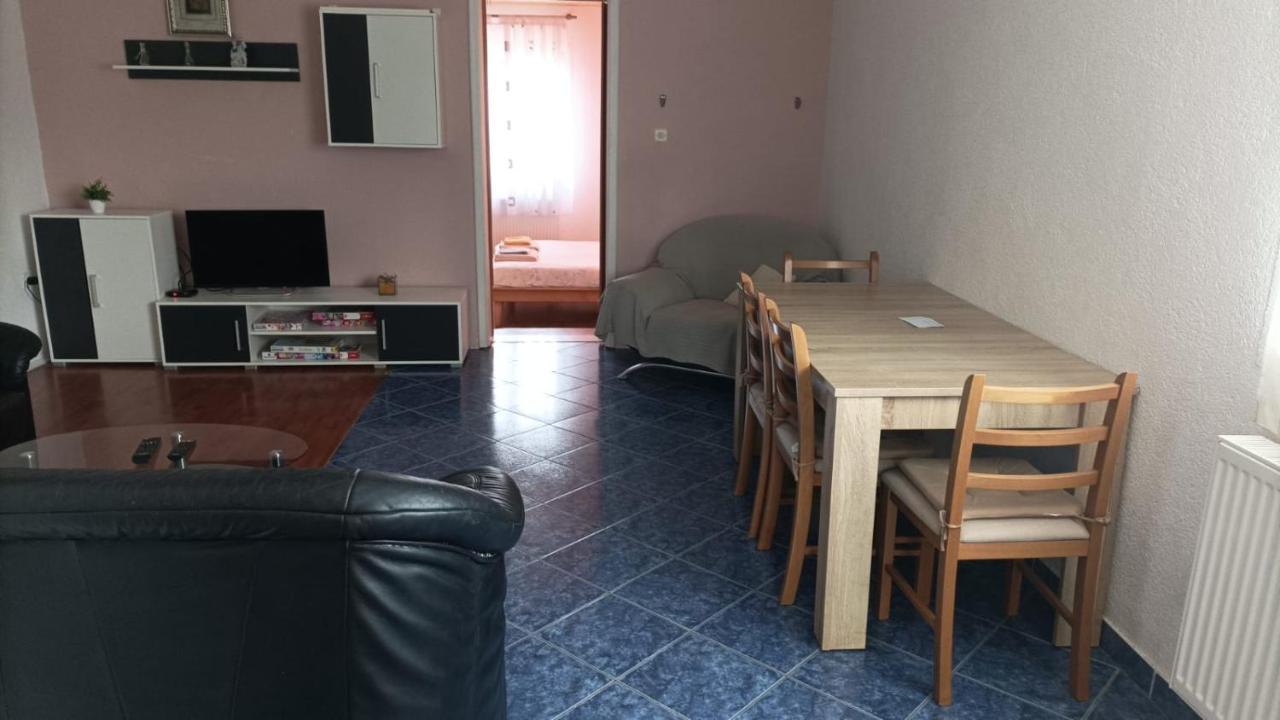 سوملجاناك Guest House Antonela المظهر الخارجي الصورة